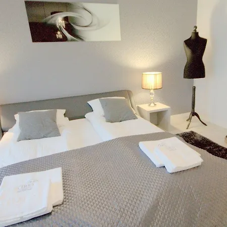 Apartmán Irs Royal Irs Marina *