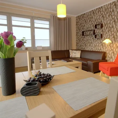Irs Royal Irs Marina Apartmán *